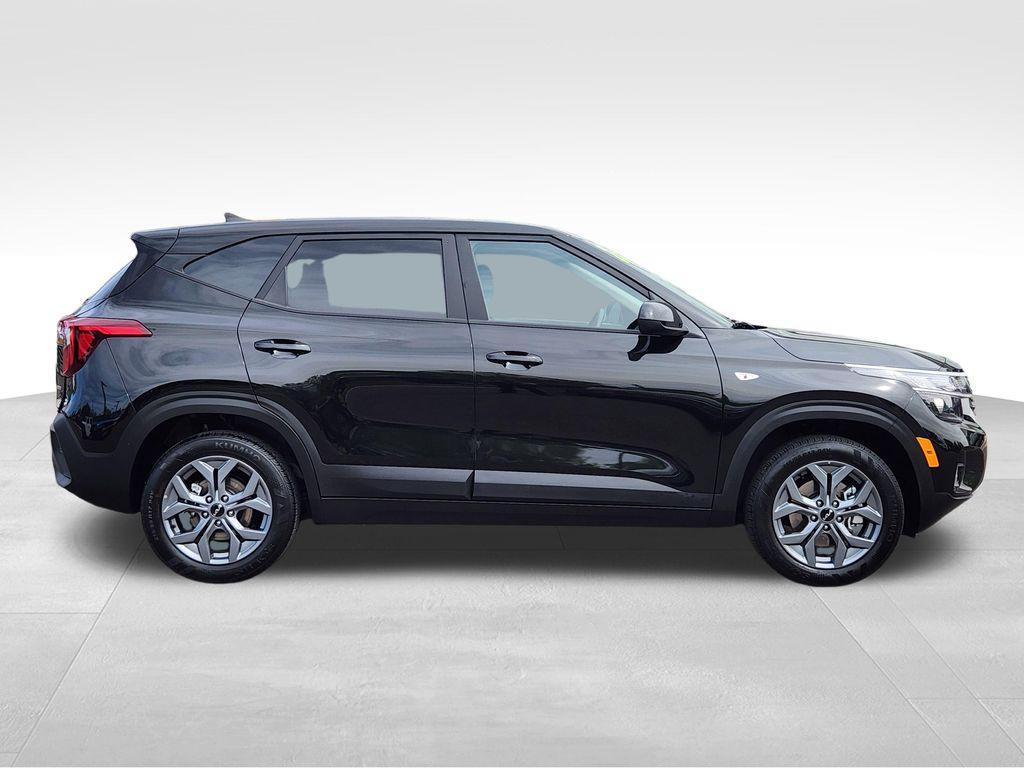 used 2026 Kia Seltos car, priced at $25,334