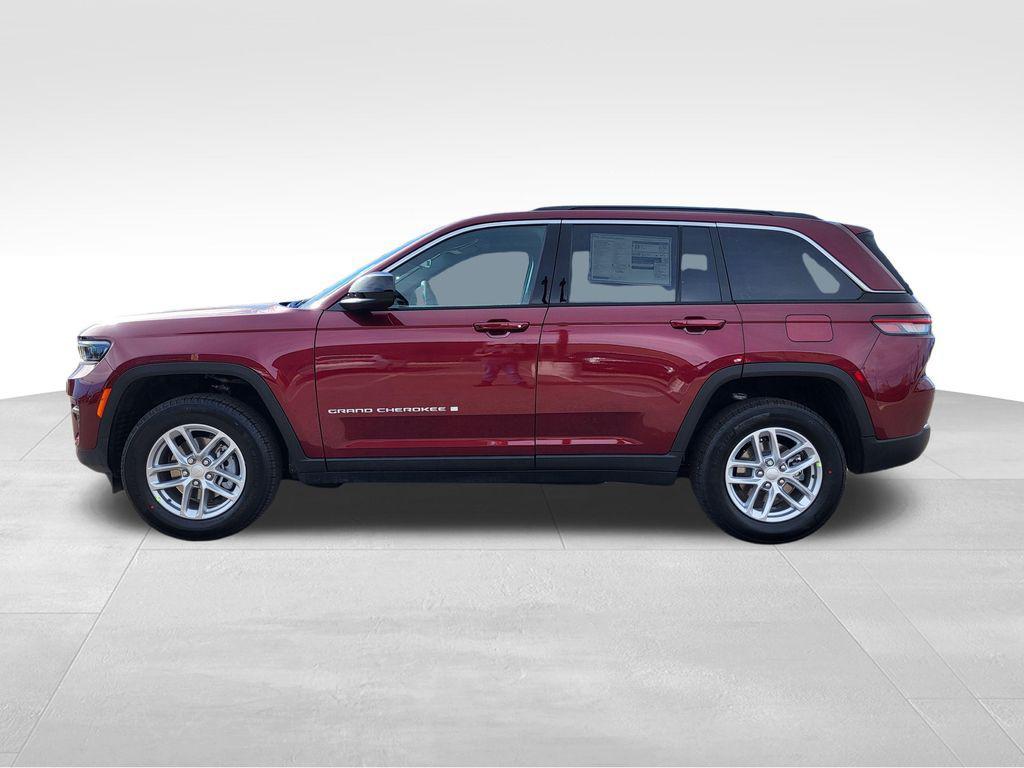 new 2026 Jeep Grand Cherokee car, priced at $44,900