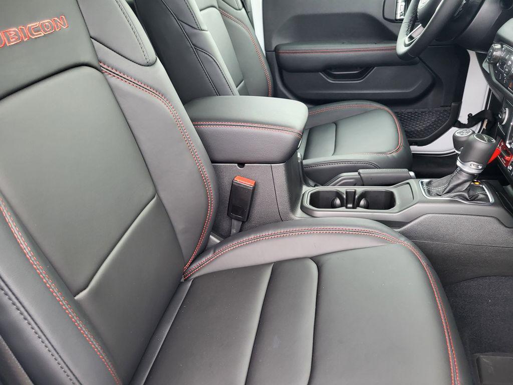 new 2026 Jeep Gladiator car, priced at $61,755