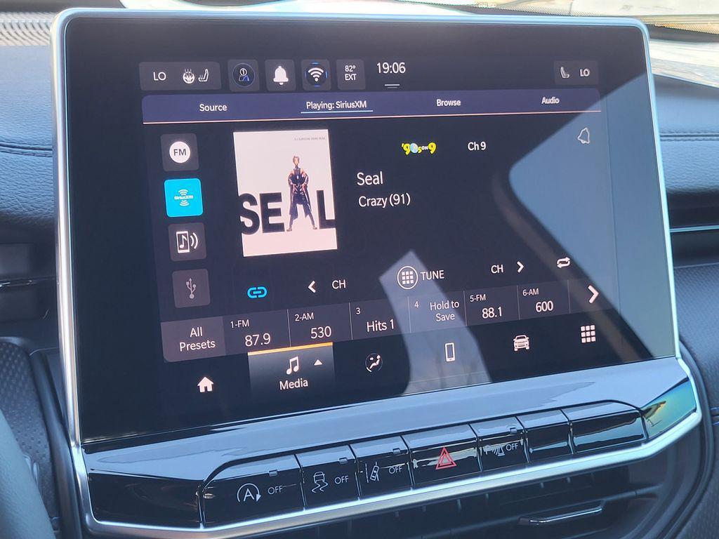 new 2026 Jeep Compass car, priced at $33,277