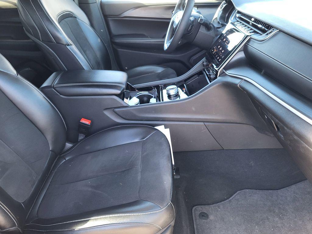 used 2023 Jeep Grand Cherokee L car, priced at $30,646