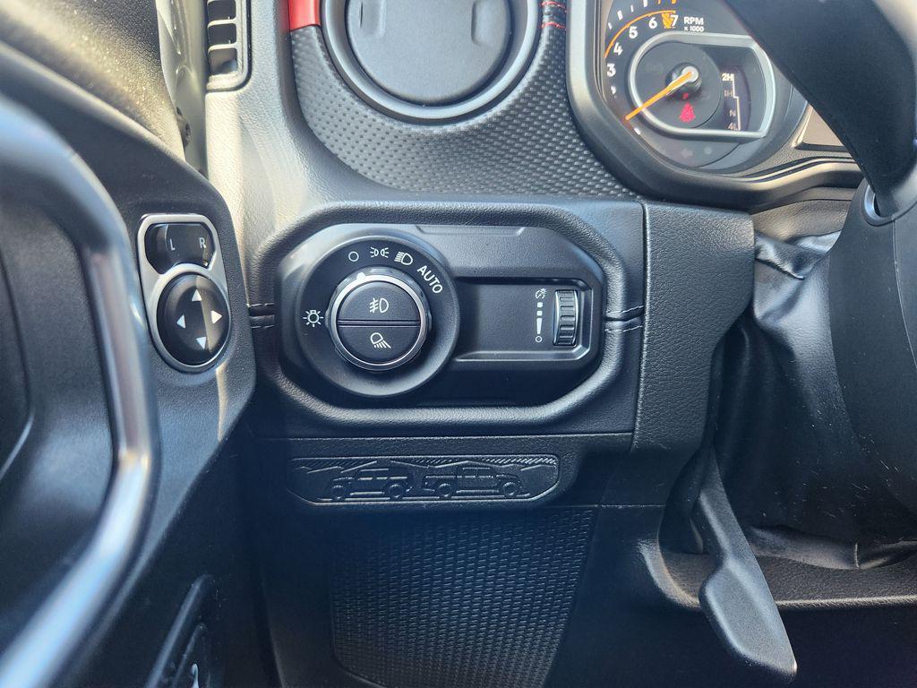 used 2024 Jeep Gladiator car, priced at $45,626