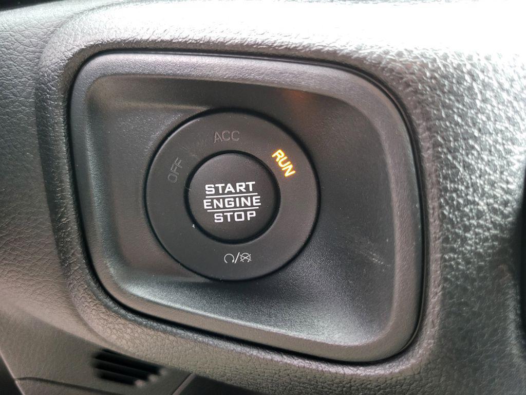 new 2026 Jeep Gladiator car, priced at $42,980