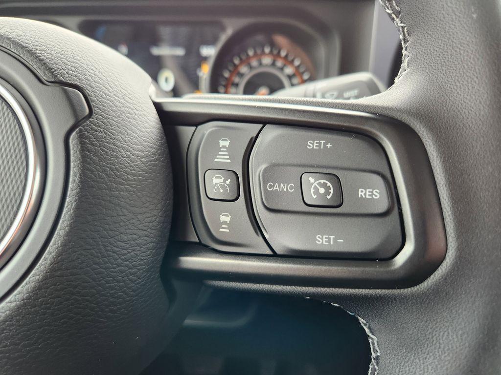 new 2026 Jeep Gladiator car, priced at $57,084