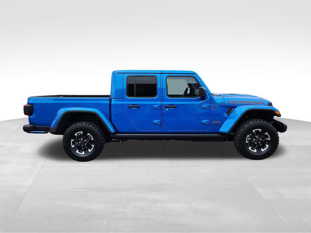 new 2026 Jeep Gladiator car, priced at $57,084