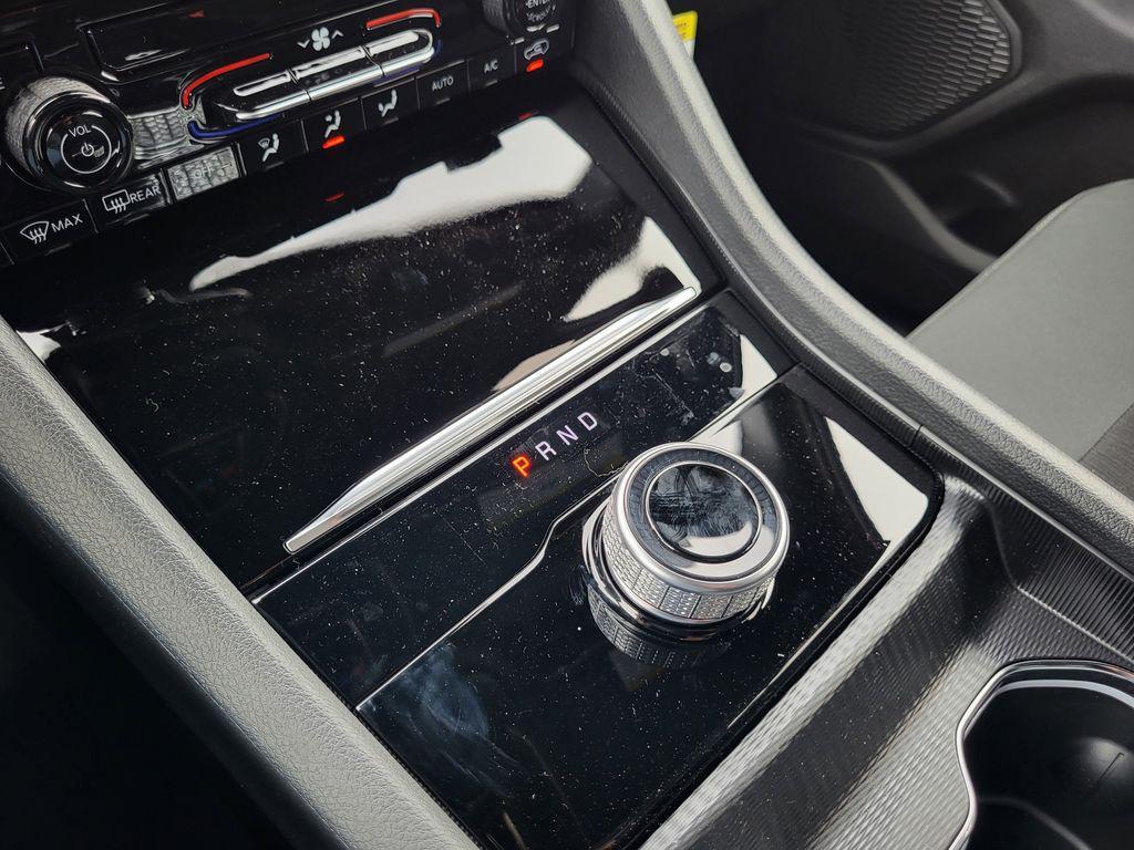 new 2026 Jeep Grand Cherokee car, priced at $42,005