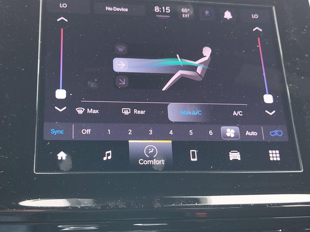 new 2026 Jeep Grand Cherokee car, priced at $42,005