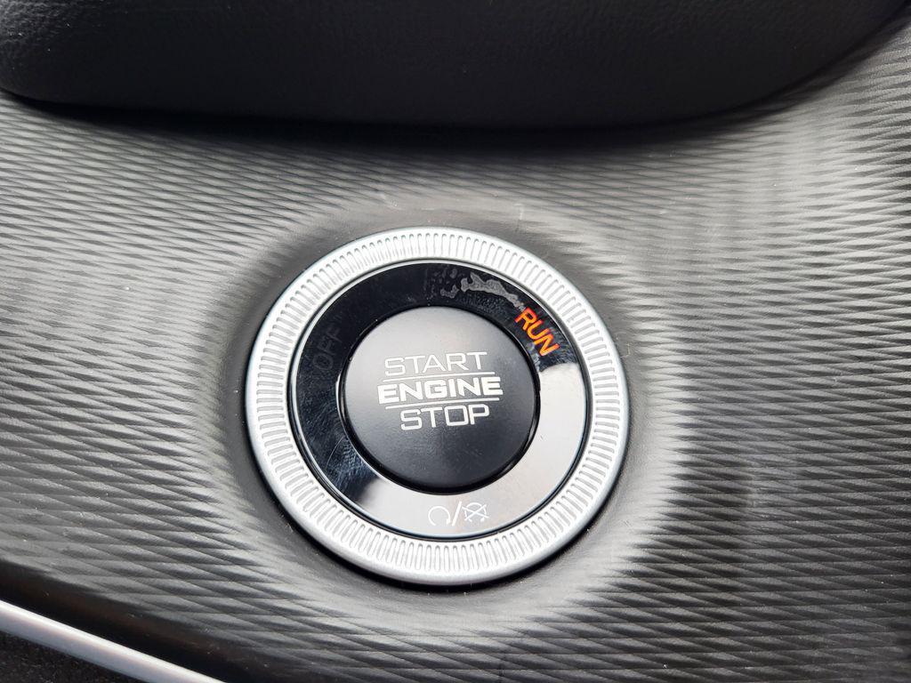 new 2026 Jeep Grand Cherokee car, priced at $42,005