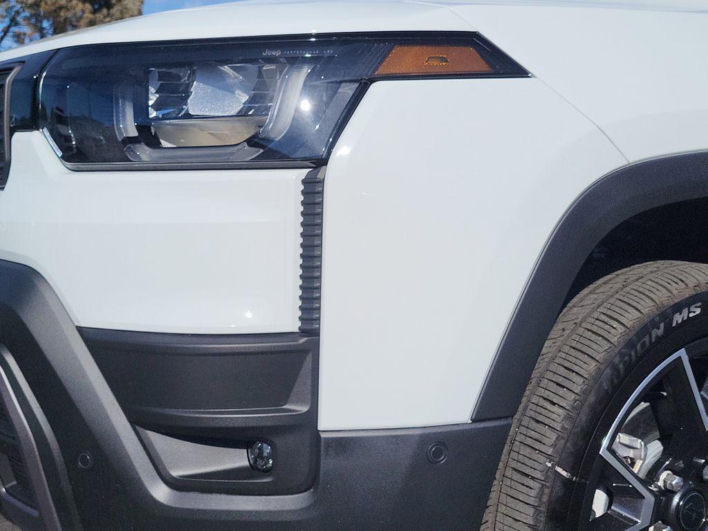 new 2026 Jeep Cherokee car, priced at $39,964