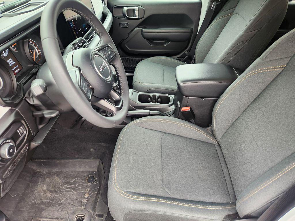 used 2025 Jeep Wrangler car, priced at $39,113