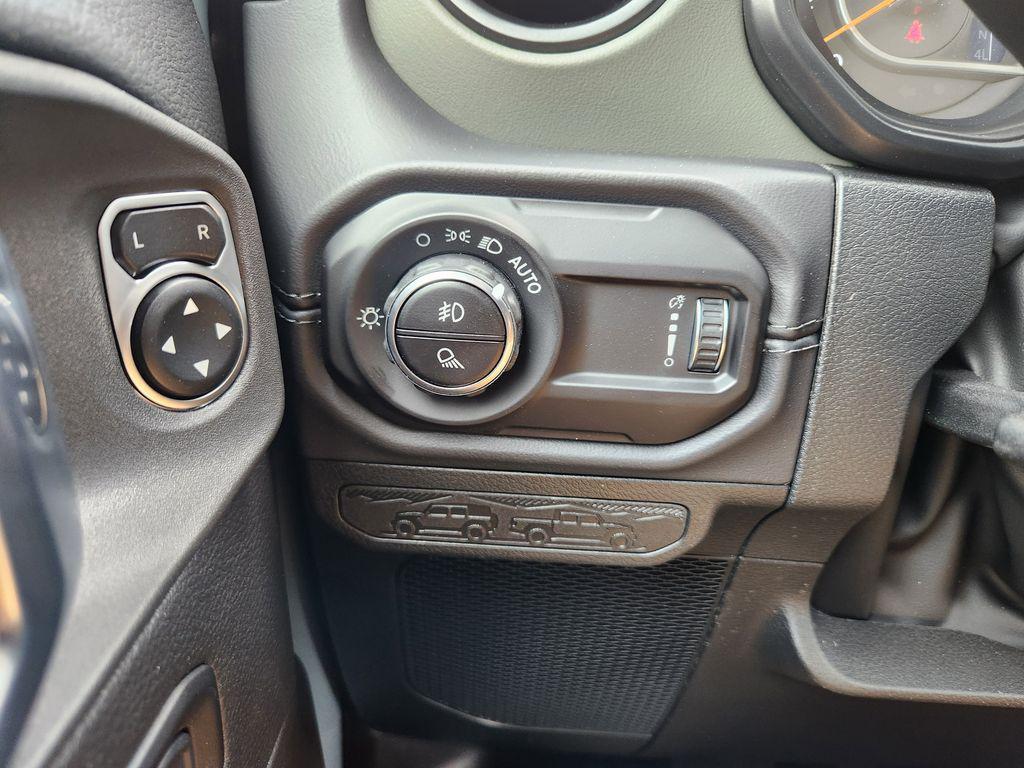 new 2026 Jeep Gladiator car, priced at $56,159