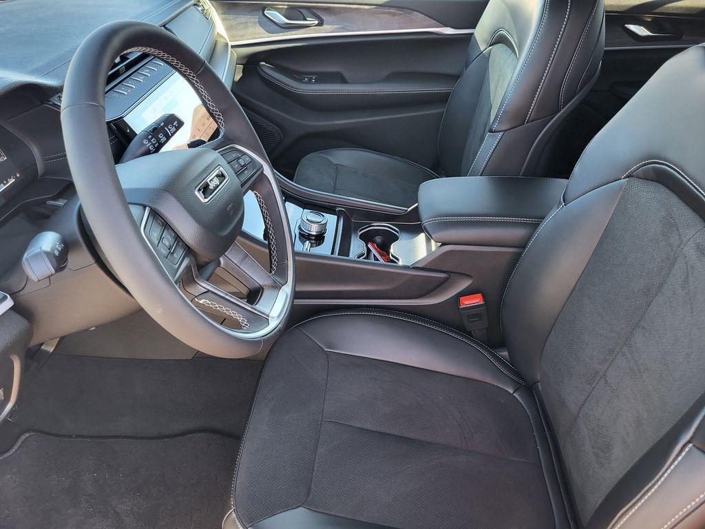 new 2026 Jeep Grand Cherokee car, priced at $47,425