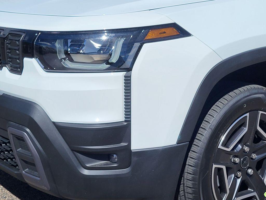 new 2026 Jeep Cherokee car, priced at $41,990