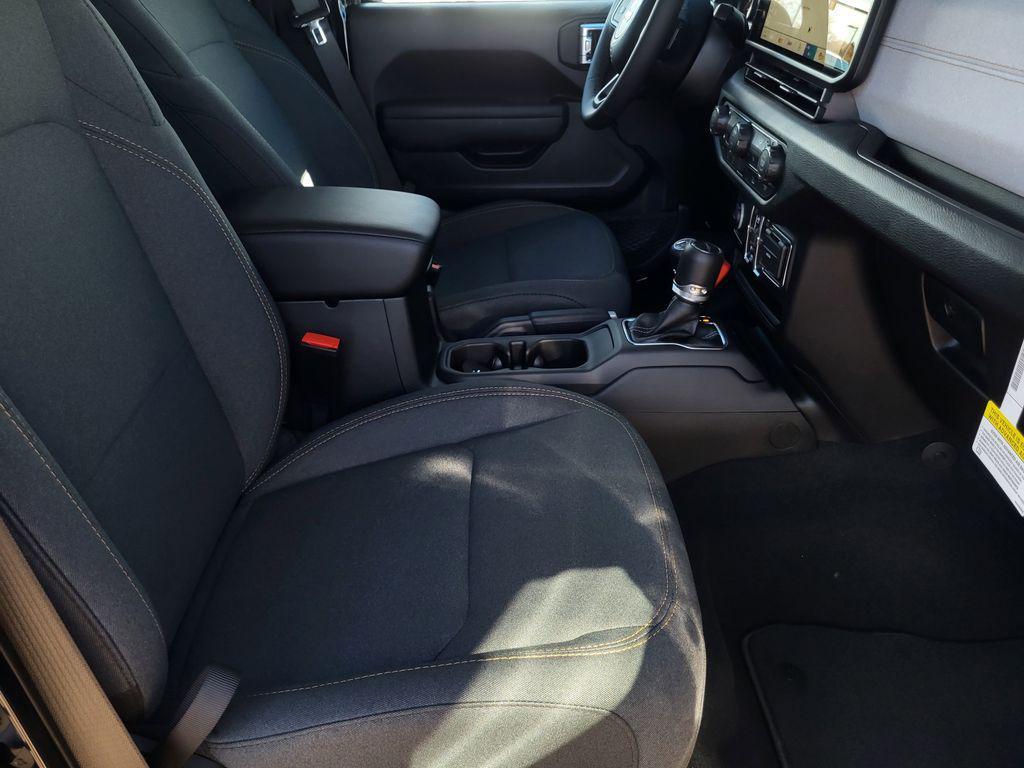 new 2026 Jeep Gladiator car, priced at $46,664