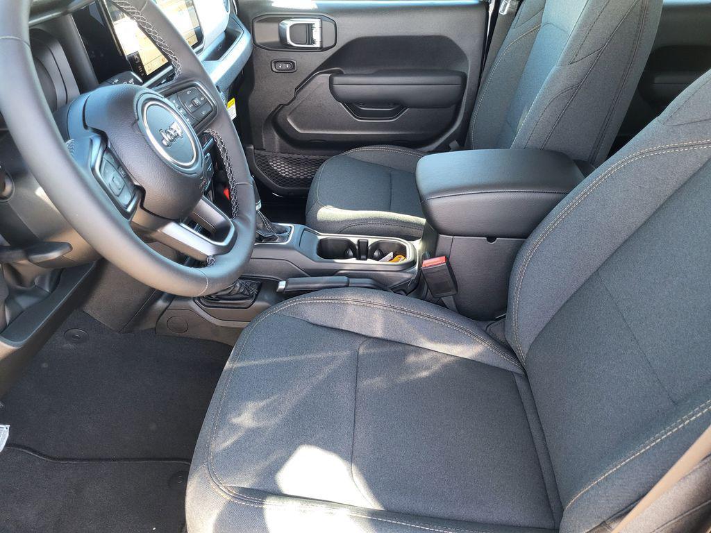 new 2026 Jeep Gladiator car, priced at $46,664