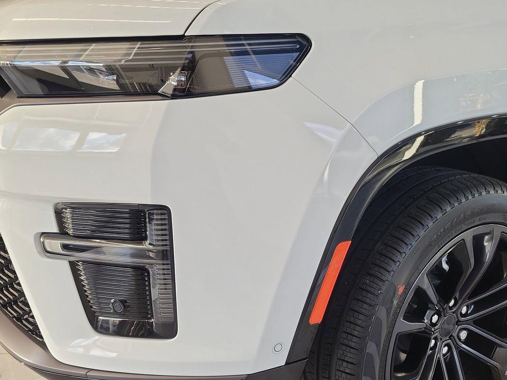 new 2026 Jeep Grand Wagoneer car, priced at $91,051