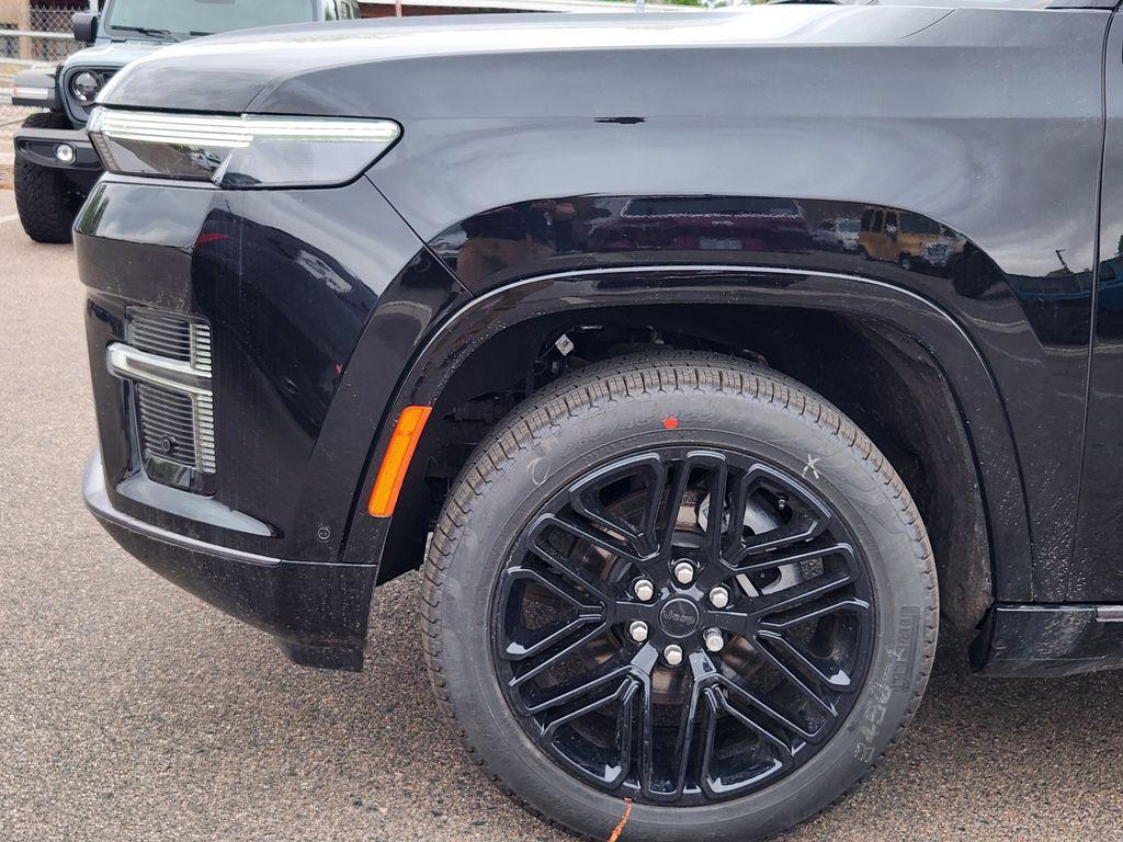 new 2026 Jeep Grand Wagoneer car, priced at $76,299