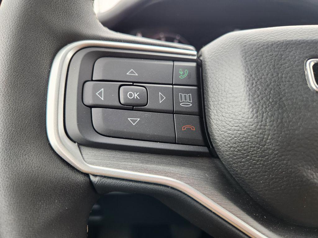 new 2026 Jeep Grand Wagoneer car, priced at $76,299