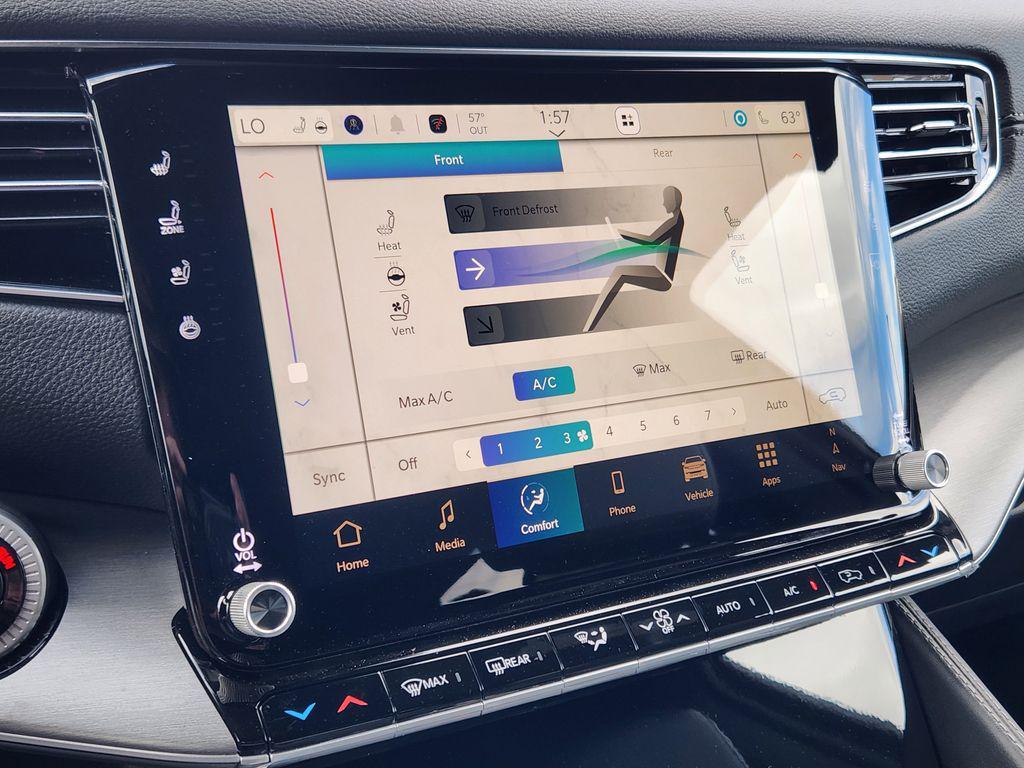 new 2026 Jeep Grand Wagoneer L car, priced at $79,555