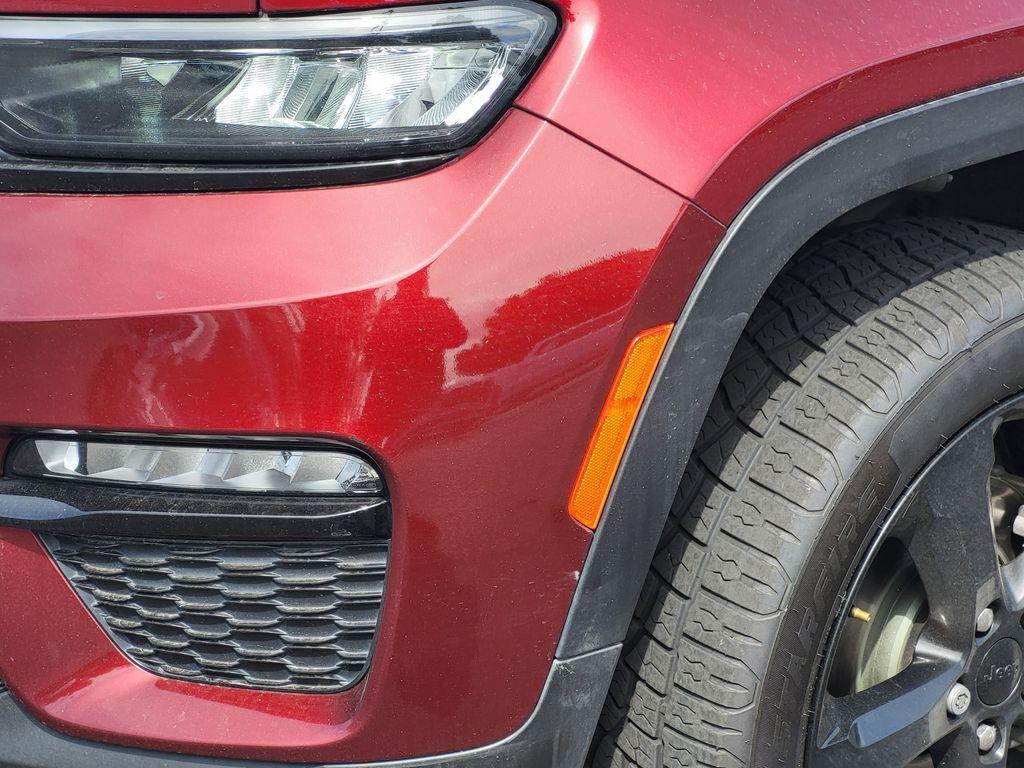 used 2023 Jeep Grand Cherokee car, priced at $33,245