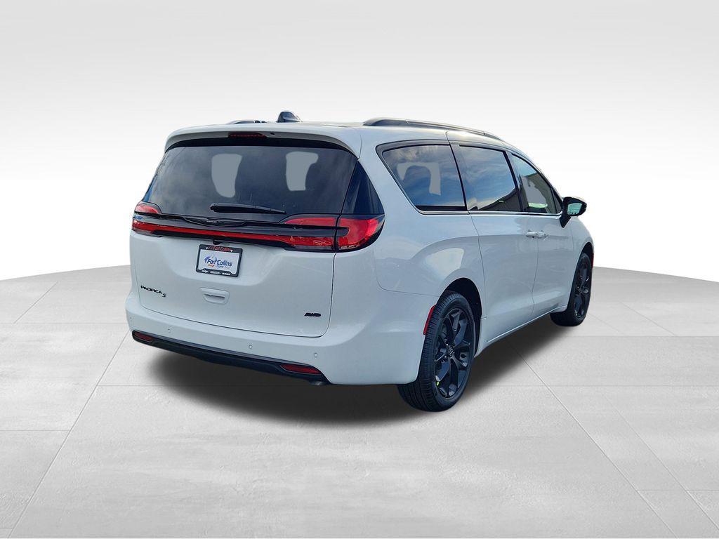 new 2026 Chrysler Pacifica car, priced at $44,614
