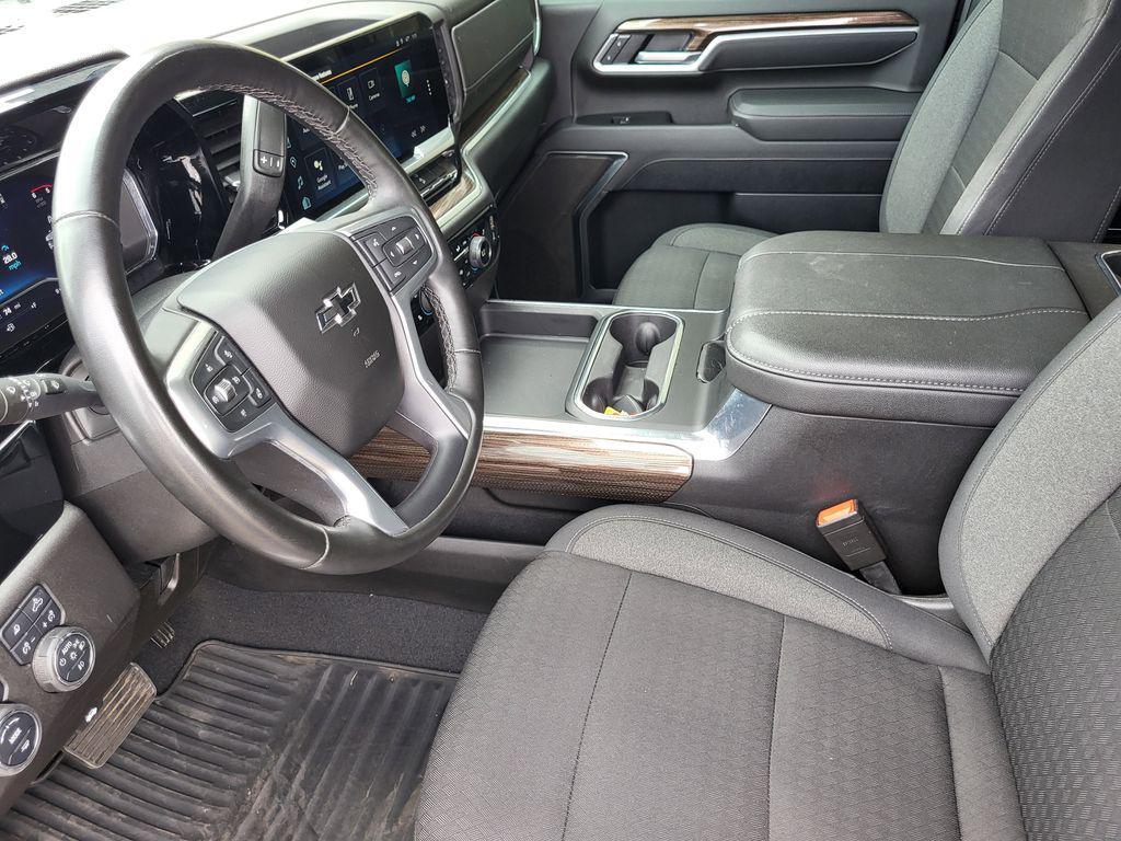 used 2025 Chevrolet Silverado 3500 car, priced at $59,862