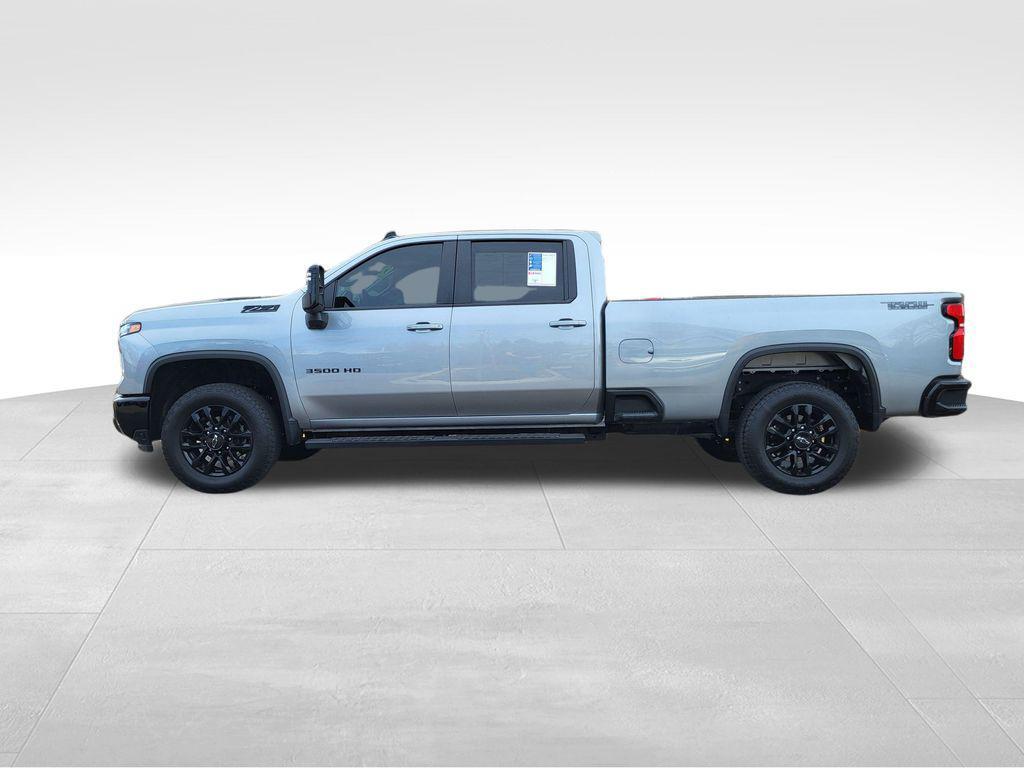 used 2025 Chevrolet Silverado 3500 car, priced at $59,862