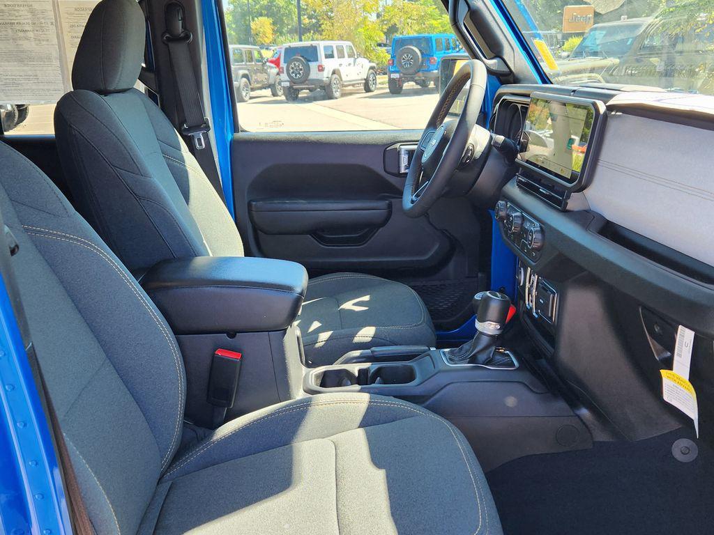 used 2024 Jeep Gladiator car, priced at $34,486