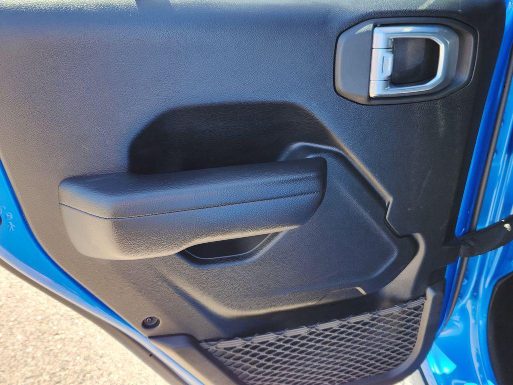 used 2024 Jeep Gladiator car, priced at $34,486