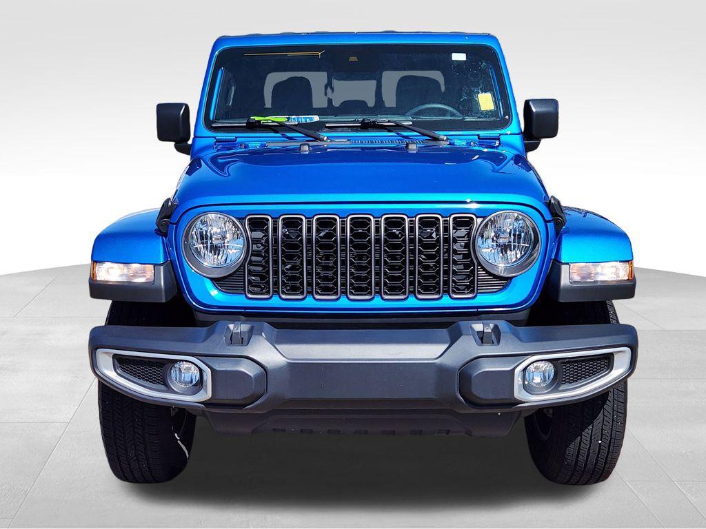 used 2024 Jeep Gladiator car, priced at $34,486