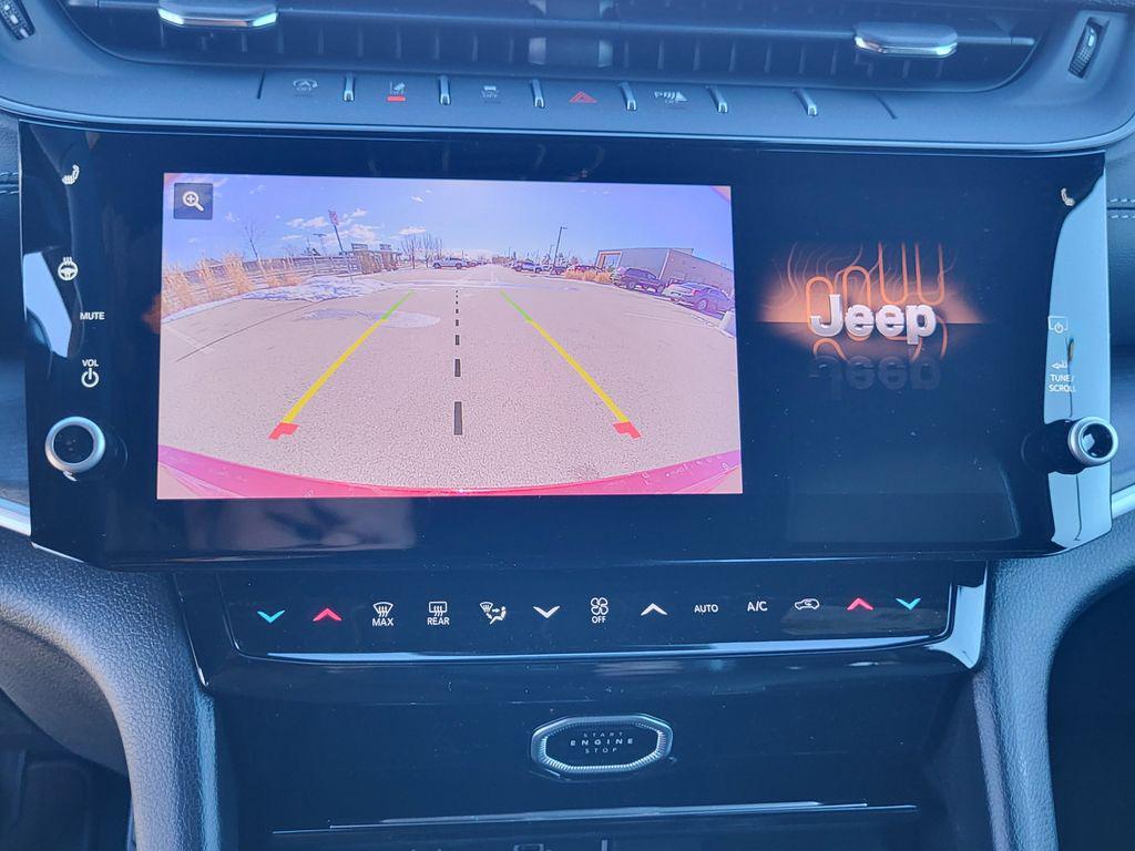 new 2026 Jeep Grand Cherokee car, priced at $41,783