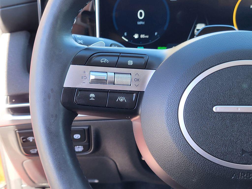 used 2025 Hyundai TUCSON Hybrid car, priced at $37,986