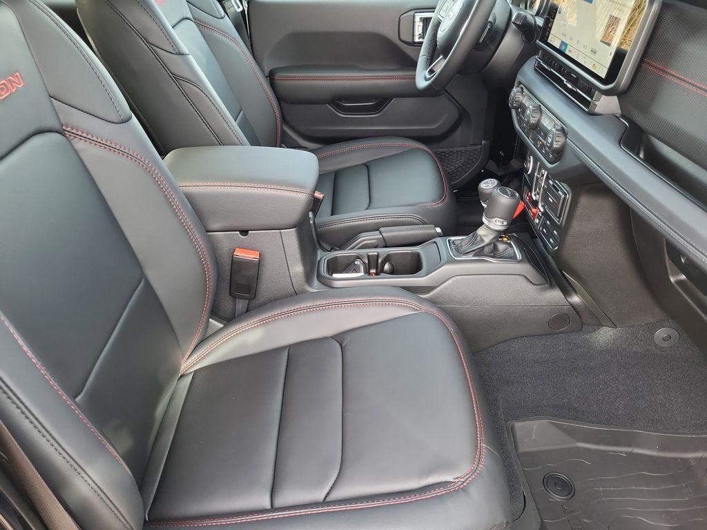 new 2026 Jeep Gladiator car, priced at $60,878