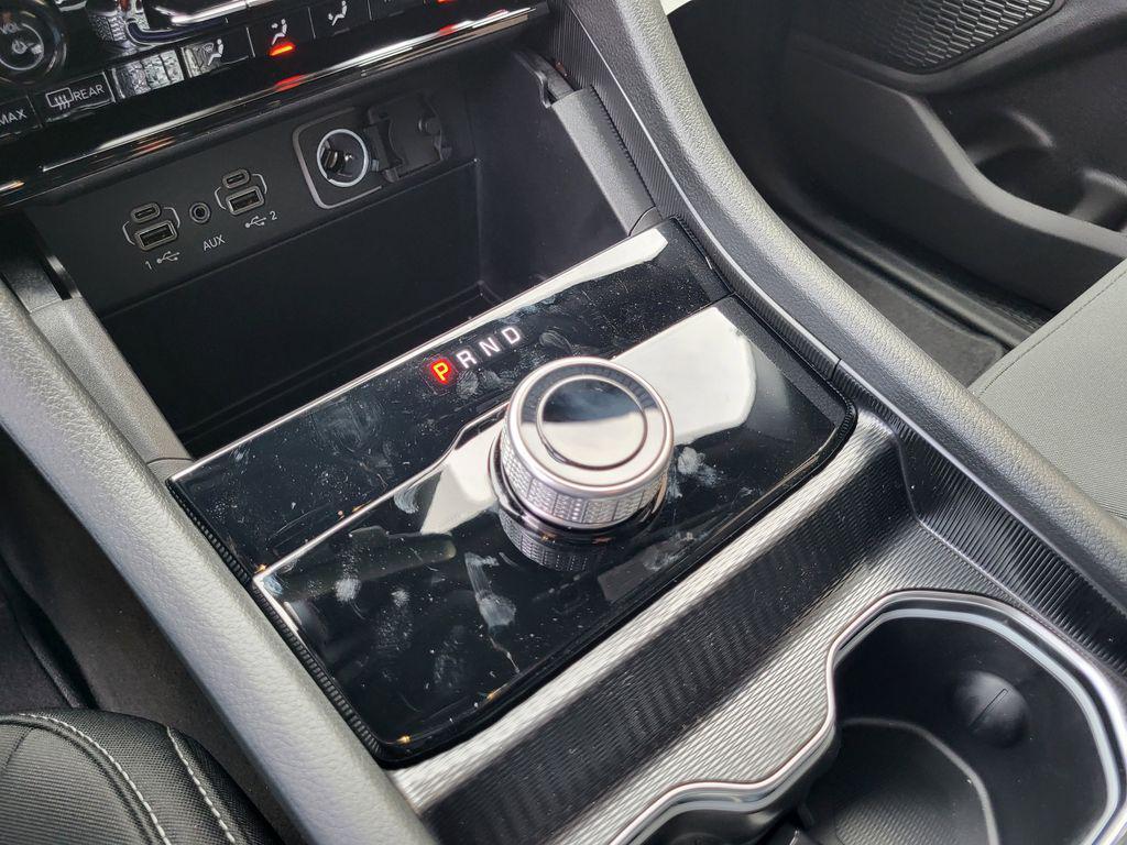 new 2026 Jeep Grand Cherokee car, priced at $43,000