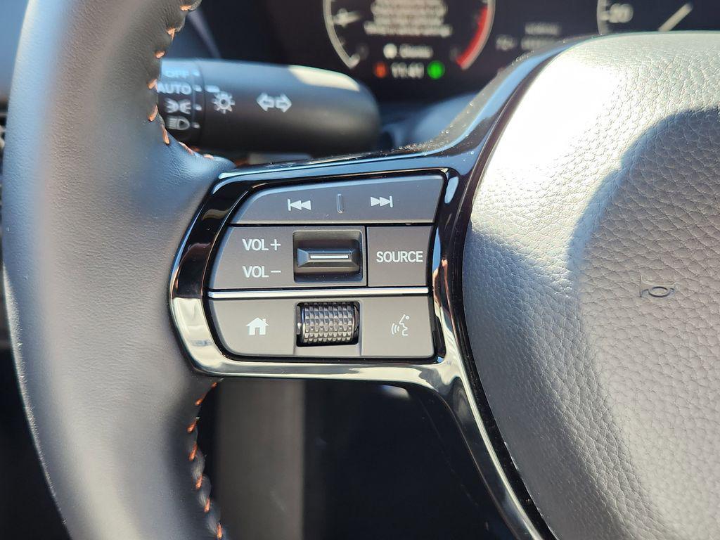 used 2025 Honda HR-V car, priced at $27,895