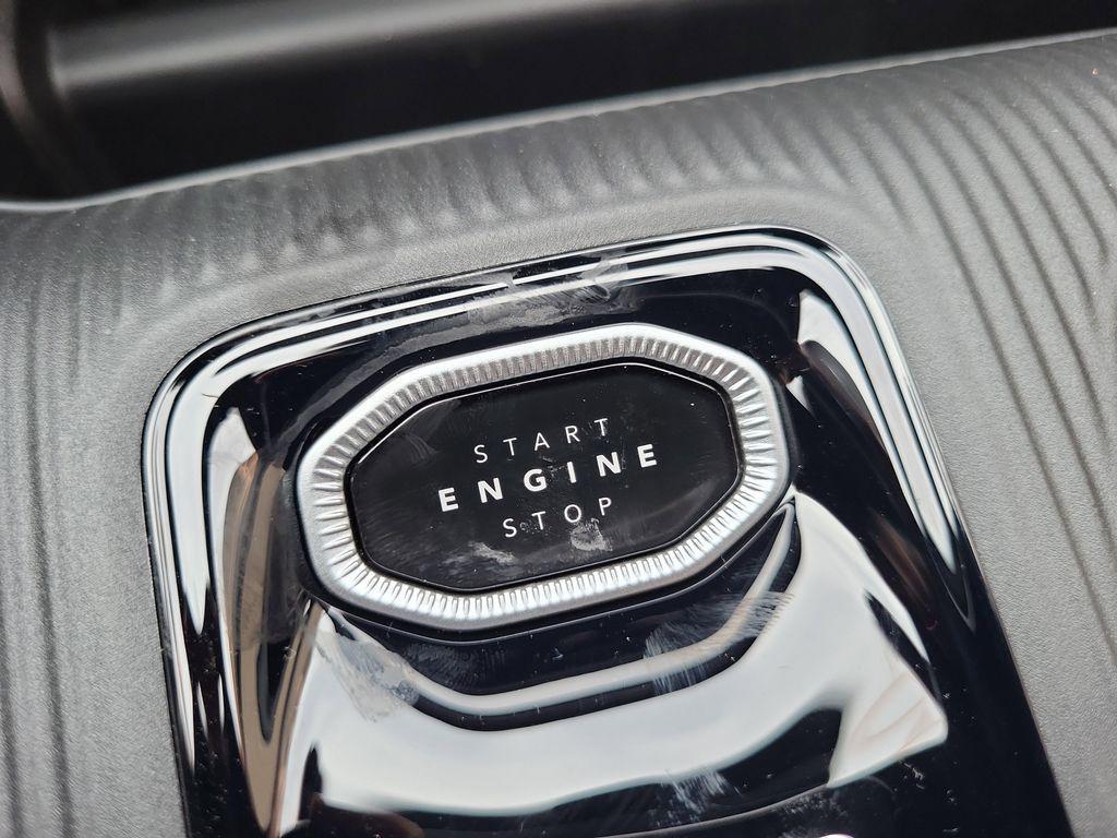 new 2026 Jeep Cherokee car, priced at $40,300