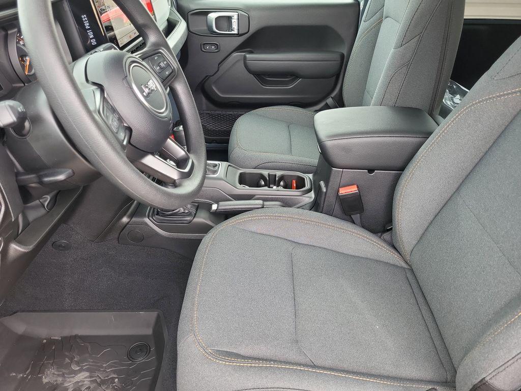 new 2026 Jeep Wrangler car, priced at $38,817