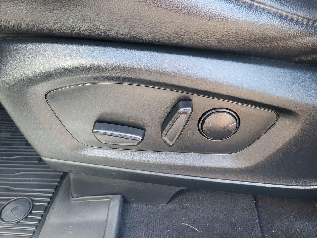 used 2022 Ford Explorer car, priced at $31,785