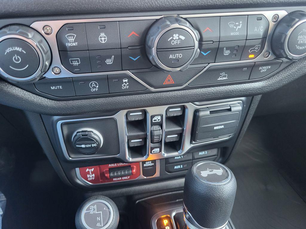 new 2026 Jeep Wrangler car, priced at $51,585