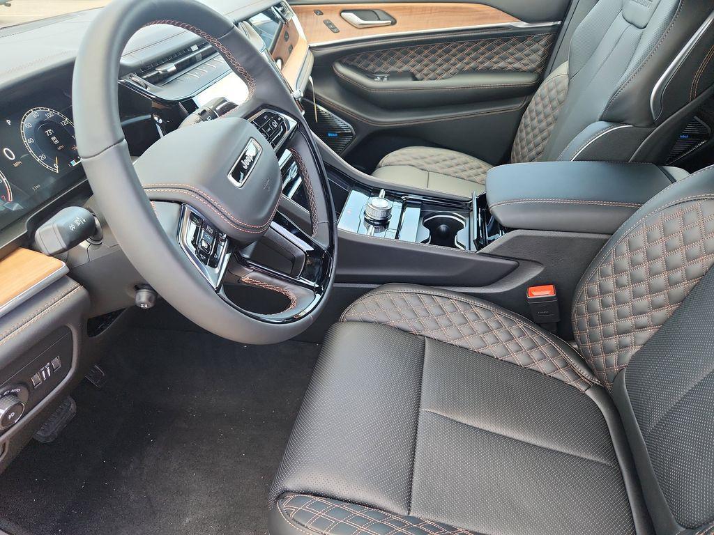 new 2026 Jeep Grand Cherokee car, priced at $60,894