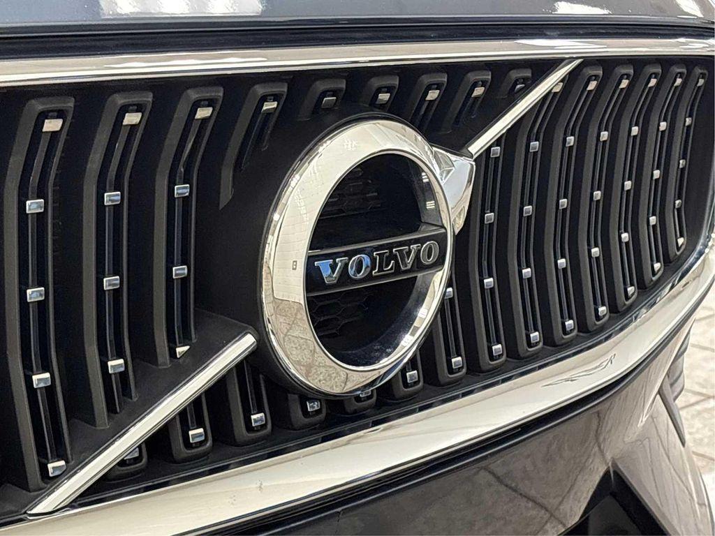 used 2020 Volvo V60 Cross Country car, priced at $31,825