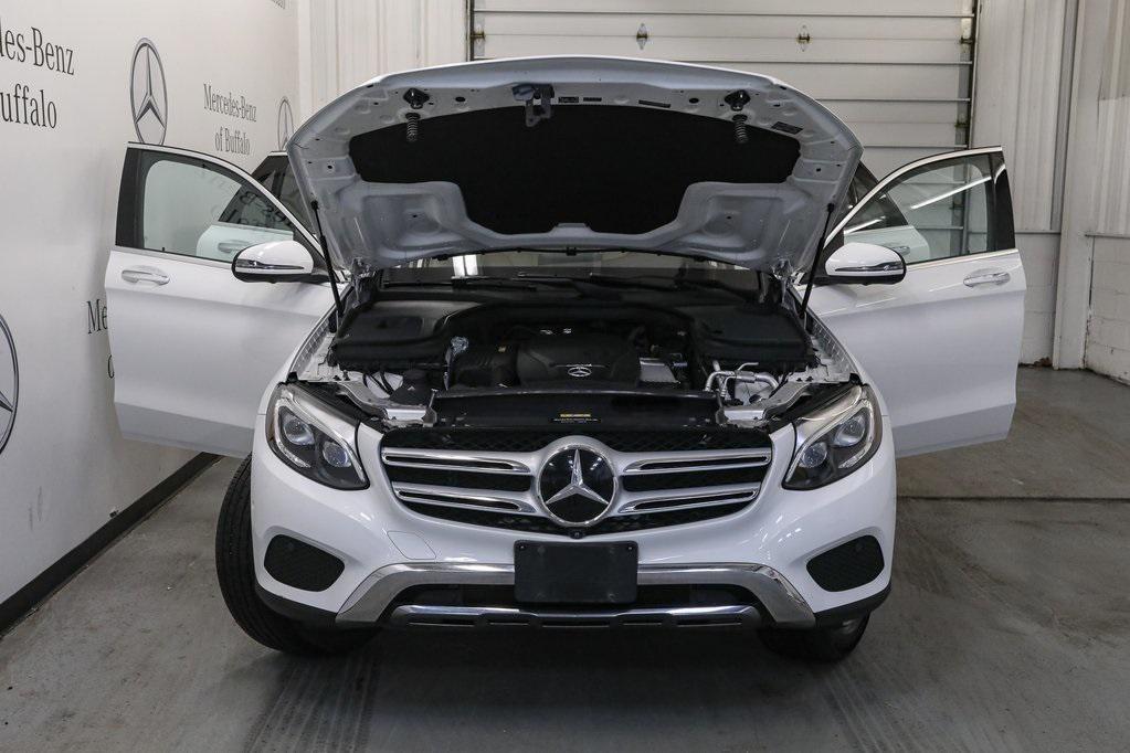 used 2017 Mercedes-Benz GLC 300 car