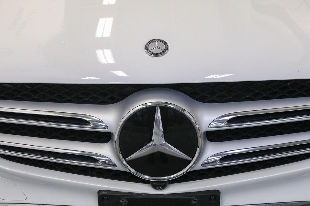 used 2017 Mercedes-Benz GLC 300 car