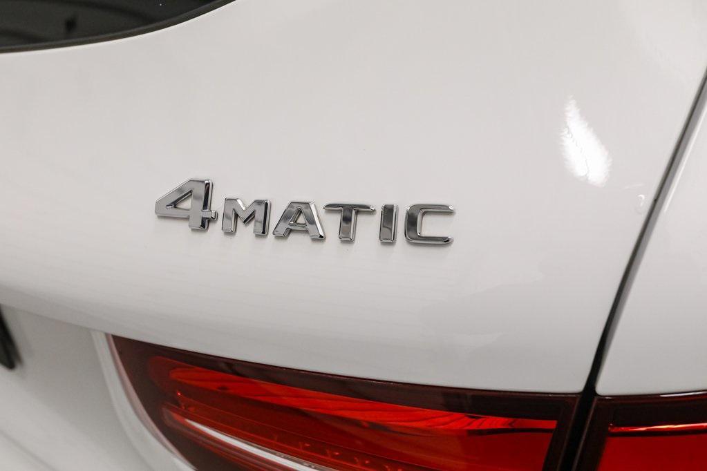 used 2017 Mercedes-Benz GLC 300 car