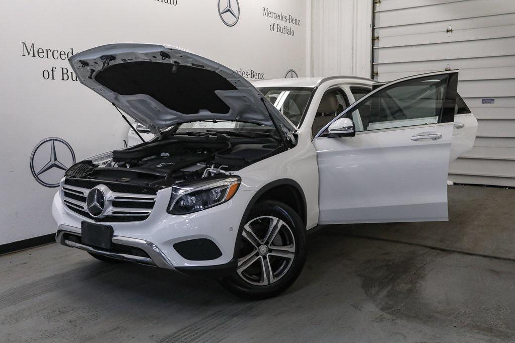 used 2017 Mercedes-Benz GLC 300 car