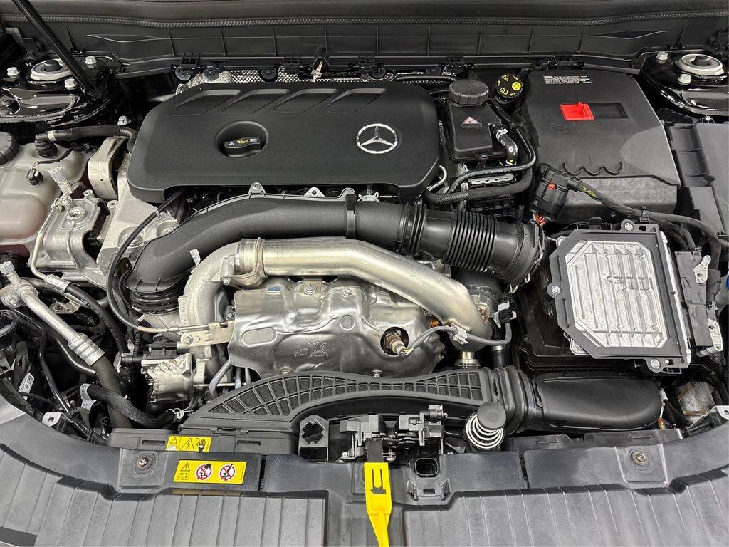 used 2025 Mercedes-Benz GLB 250 car, priced at $45,850