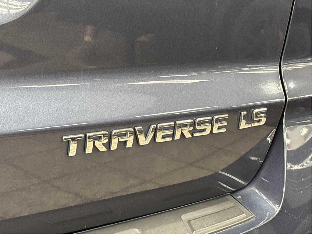 used 2013 Chevrolet Traverse car, priced at $10,825