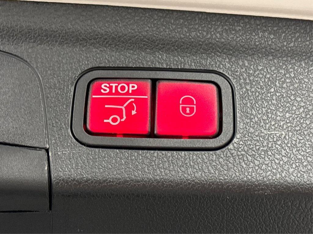 used 2024 Mercedes-Benz GLE 350 car, priced at $55,450