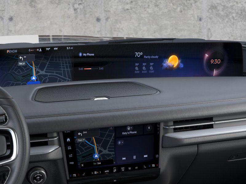 new 2026 Lincoln Navigator car, priced at $102,295