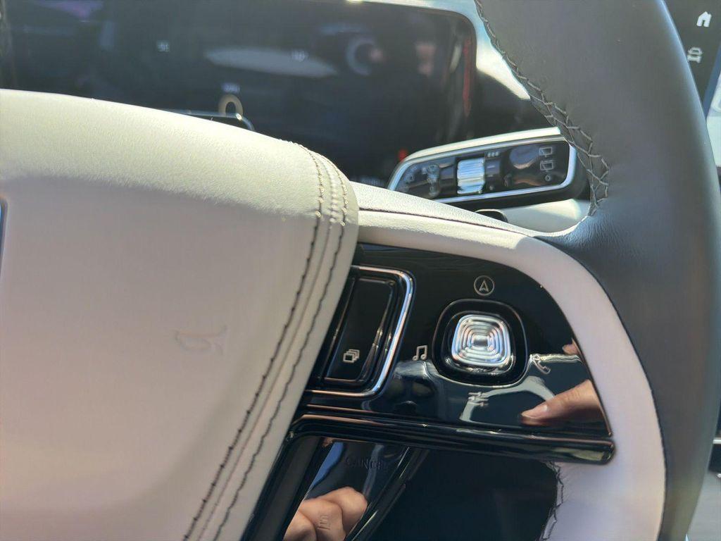 used 2025 Lincoln Aviator car, priced at $62,510
